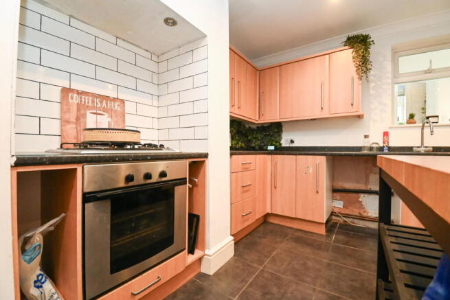3 bed Semi-Detached for sale Image 11