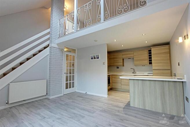 Lounge Kitchen