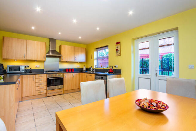 Kitchen/Dining Ro...