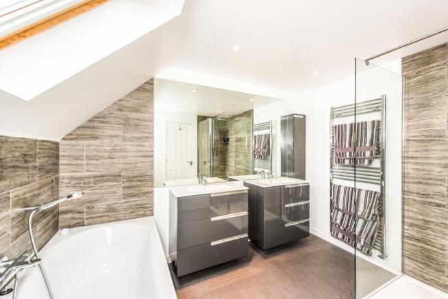 Ensuite