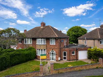 Charnwood Avenue, Westone, Northampton NN3