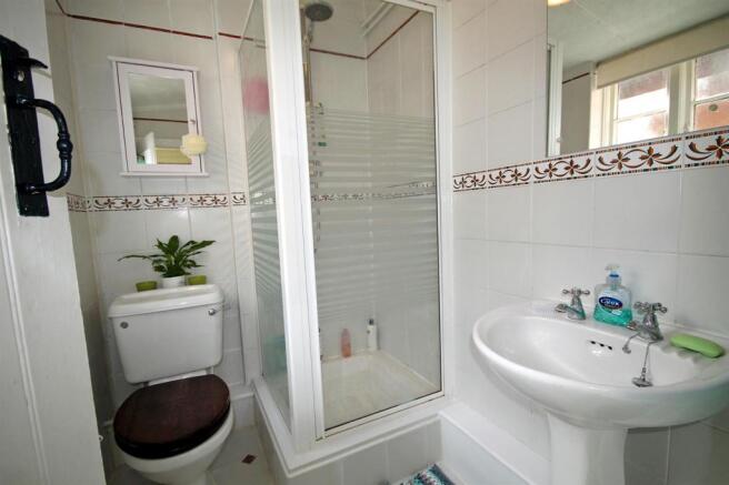 Shower Room.jpg