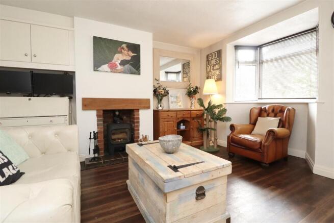 4 bed Terraced for sale Image 5