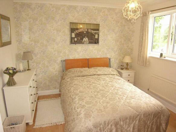 Photo 8