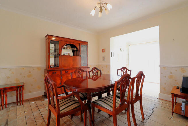 3 bed Semi-Detached for sale Image 6