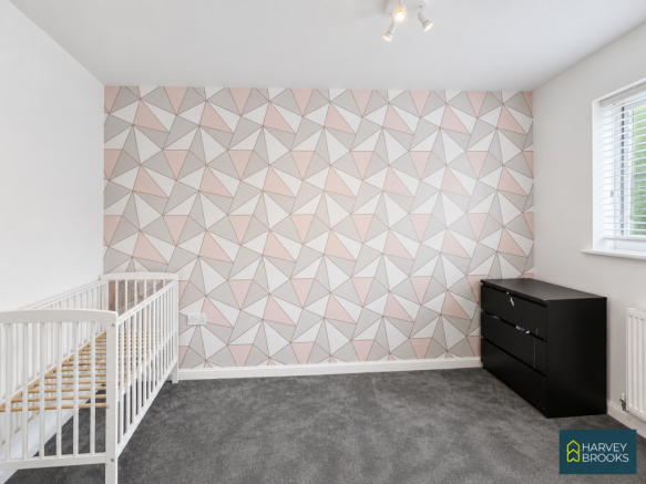 4 bed Detached for sale Image 12