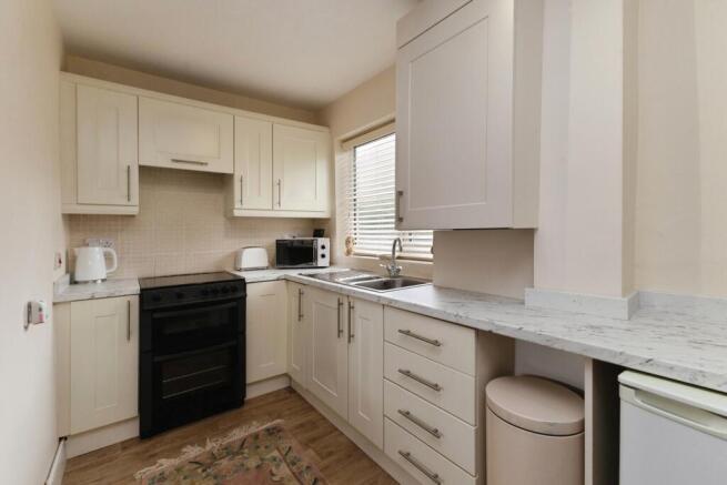 2 bed Terraced for sale Image 7
