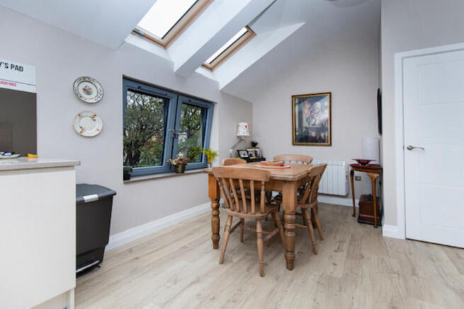 2 bed Apartment for sale Image 6