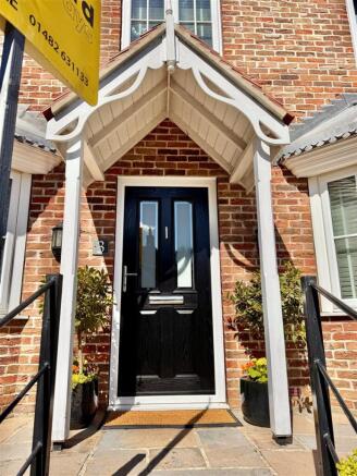 3 St Marys Walk porch.jpg