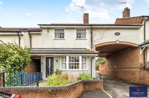Spinney Lane, Aspley Guise, Bedfordshire, MK17