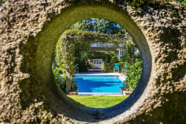 house. estate agent 
