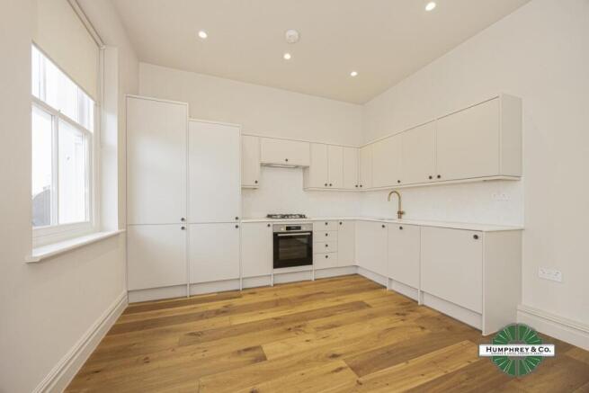 Bakers Arms Apartments -002.jpg