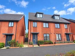 14, Whiteley Way, Fareham PO15 7QG