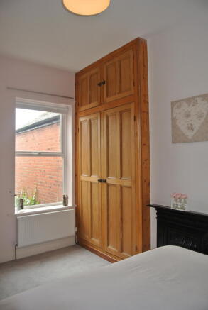 Master Bedroom Im 2