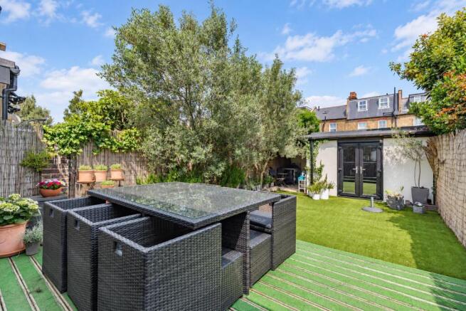 Garden and Home Office