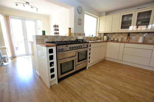 Kitchen/Breakfast Room