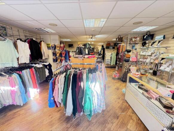 GROUND FLOOR SHOP UNIT