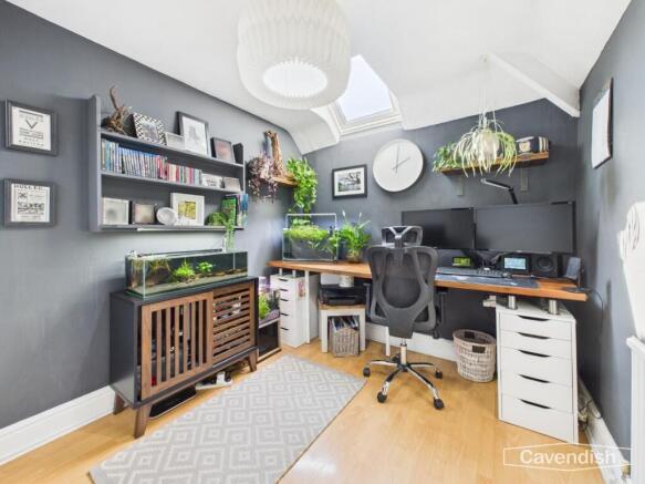 BEDROOM 4