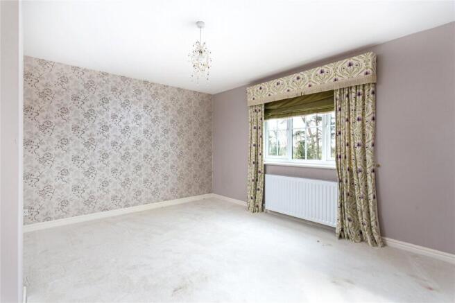 3 bed Detached for sale Image 9
