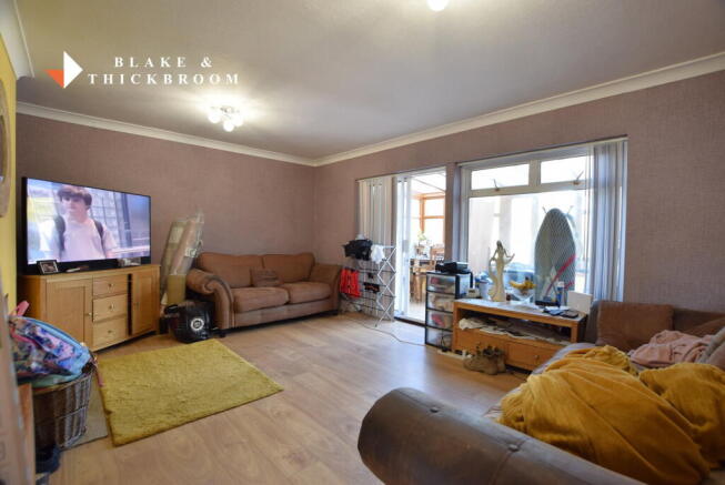 Slade Road, Clacton-on-sea, CO15 5EH photo 4