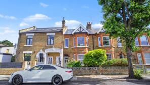 4, Darwin Road, London W5 4BD