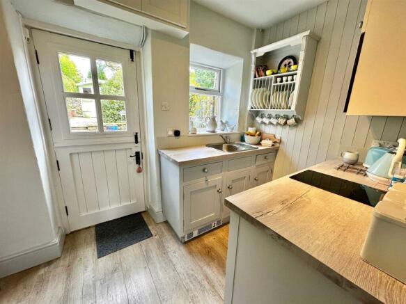 Fitted Kitchen