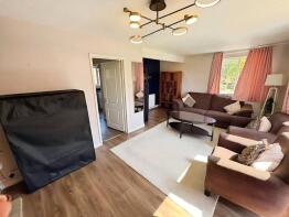 4, Shears Court, Cadbury Close, Sunbury-on-thames TW16 7NF