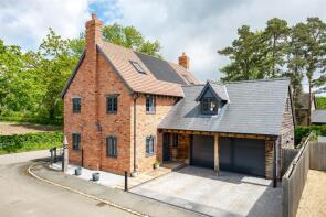 16, Willow Grove, Oswestry SY10 8EZ