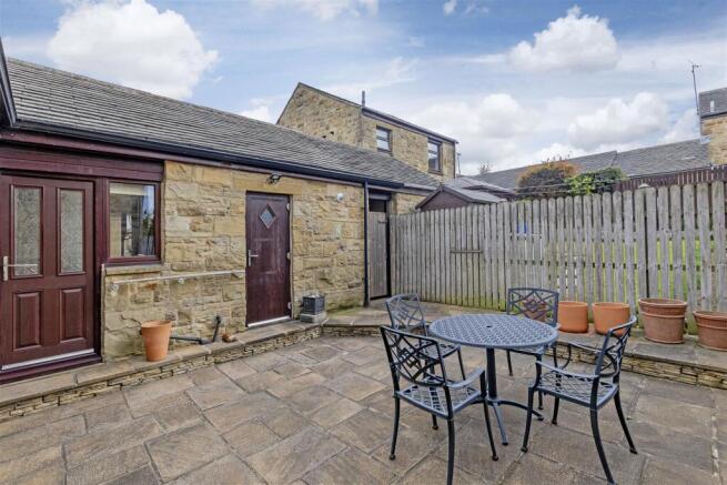 3 bed Detached Bungalow for sale Image 3