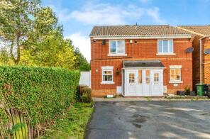 18, Balmoral Way, Walsall WS2 7RL