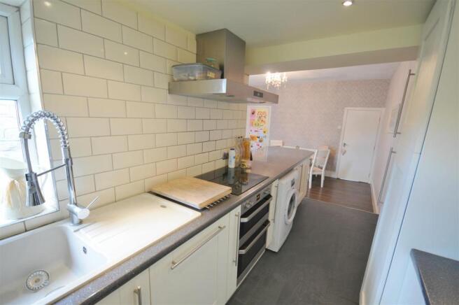 Dining kitchen