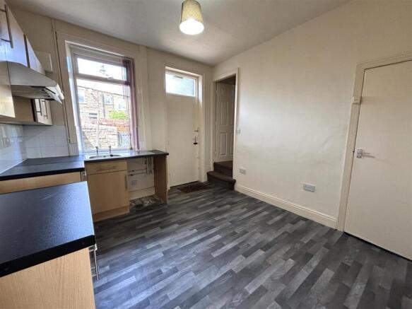 3 bed Terraced for sale Image 10