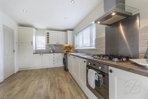Hammerwater Drive, Warsop, Mansfield