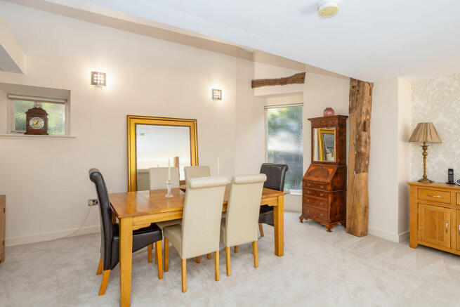 4 bed Barn Conversion for sale Image 9