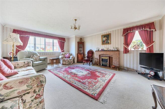 Walnut Close, Hopton, Diss, Suffolk, IP22 photo 4