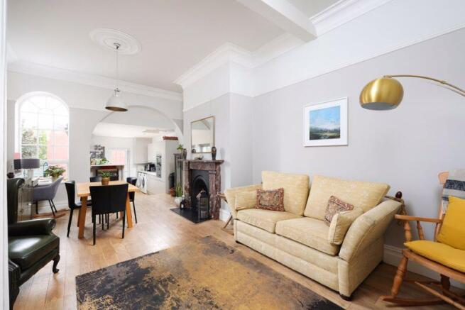 Dining/family room