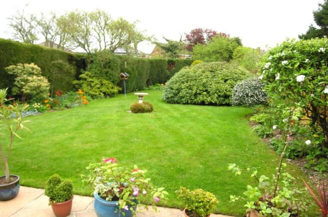 GARDEN VIEW 2