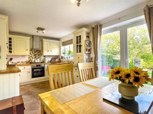 Kitchen Diner
