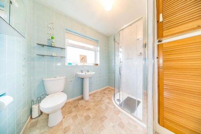 3-Middlehurst-Close-32