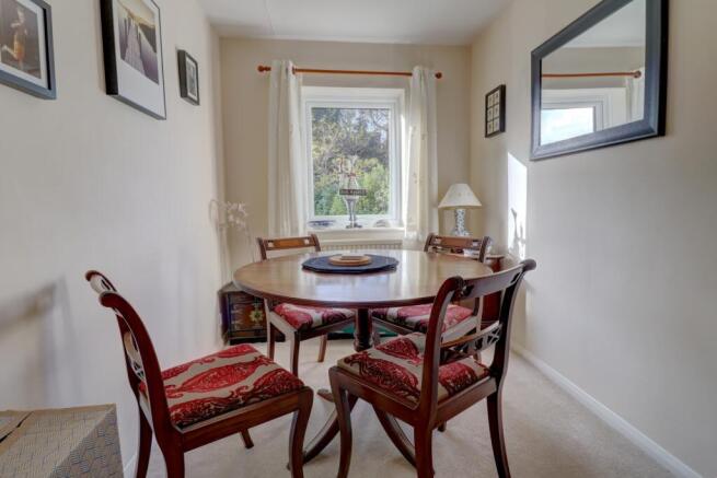 Malthouse Square, Princes Risborough, Buckinghamshire, HP27 photo 4