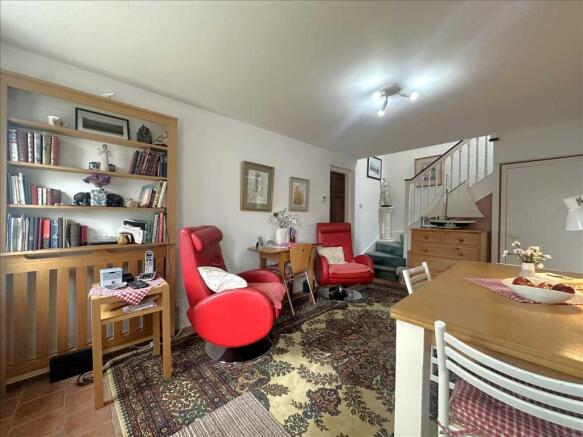 3 bed House for sale Image 5