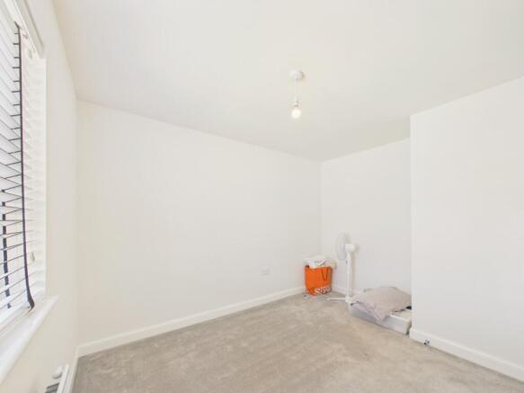 4 bed Detached for sale Image 10