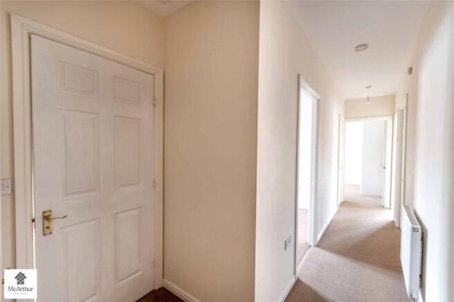 3 bed Apartment for sale Image 7