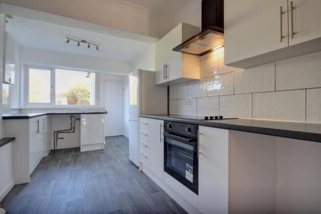 3 bed Terraced for sale Image 5