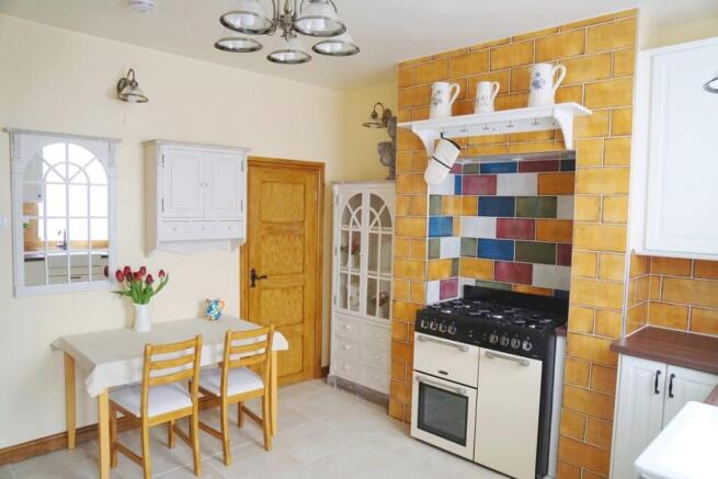2 bed Terraced for sale Image 4