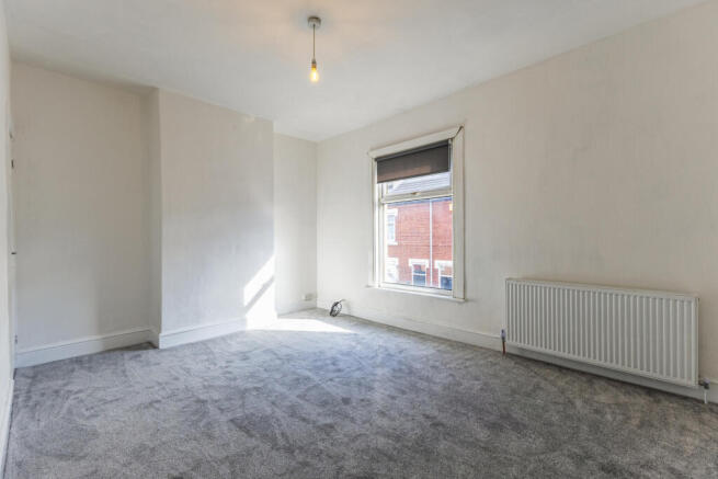 2 bed Terraced for sale Image 9