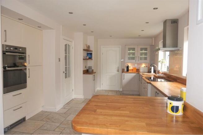 Kitchen/Breakfast