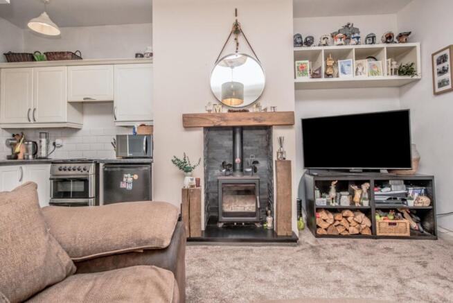 2 bed Terraced for sale Image 4