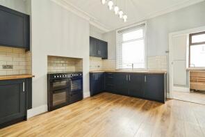 225, Bradford Road, Stanningley, Pudsey LS28 6QB