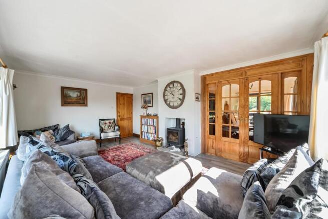 3 bed Detached Bungalow for sale Image 5
